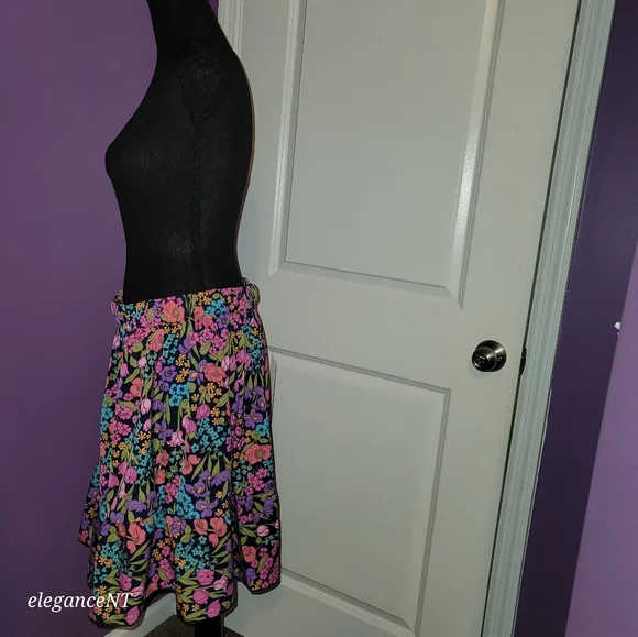SHEIN Curve Boho Floral Mini Skirt Size 1X NWOT Bohemian Cottage Core - Picture 3 of 10